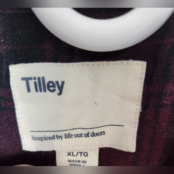Tilley Burgundy and Black long sleeve button up shirt Size XLarge - Picture 3 of 4